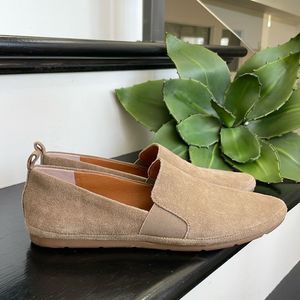 New Lucky Brand slip on flats leather women’s 7 tan